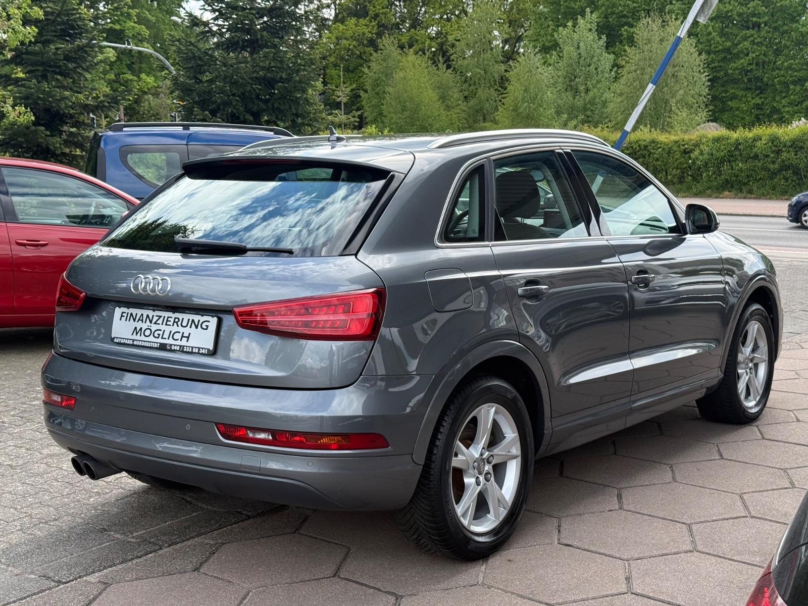 Audi Q3 sport quattro / Scheckheftgepflegt / Kamera