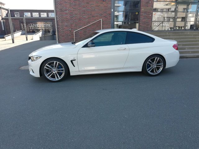 BMW 420i  Coupé M Sport A M Sport