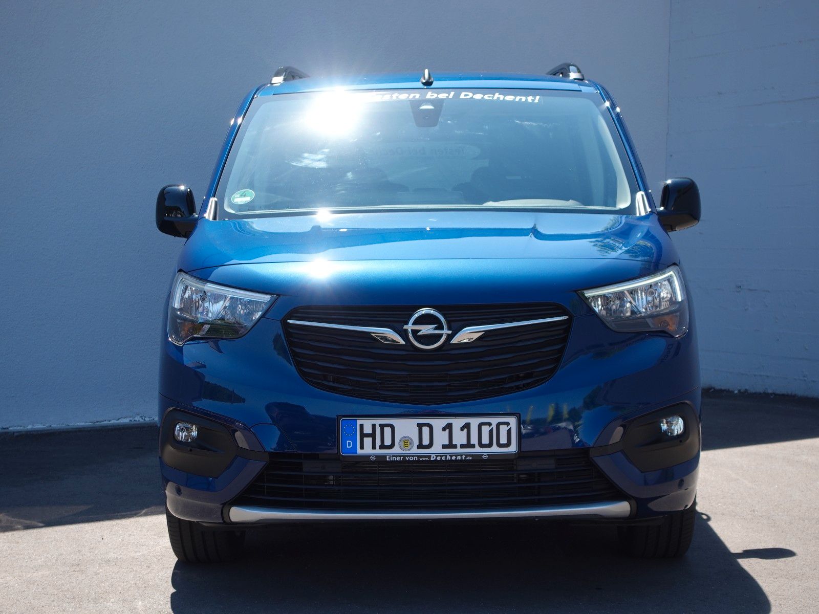 Fahrzeugabbildung Opel Combo Life 1.5 Diesel Navi,7-Sitze,PDC,Kamera