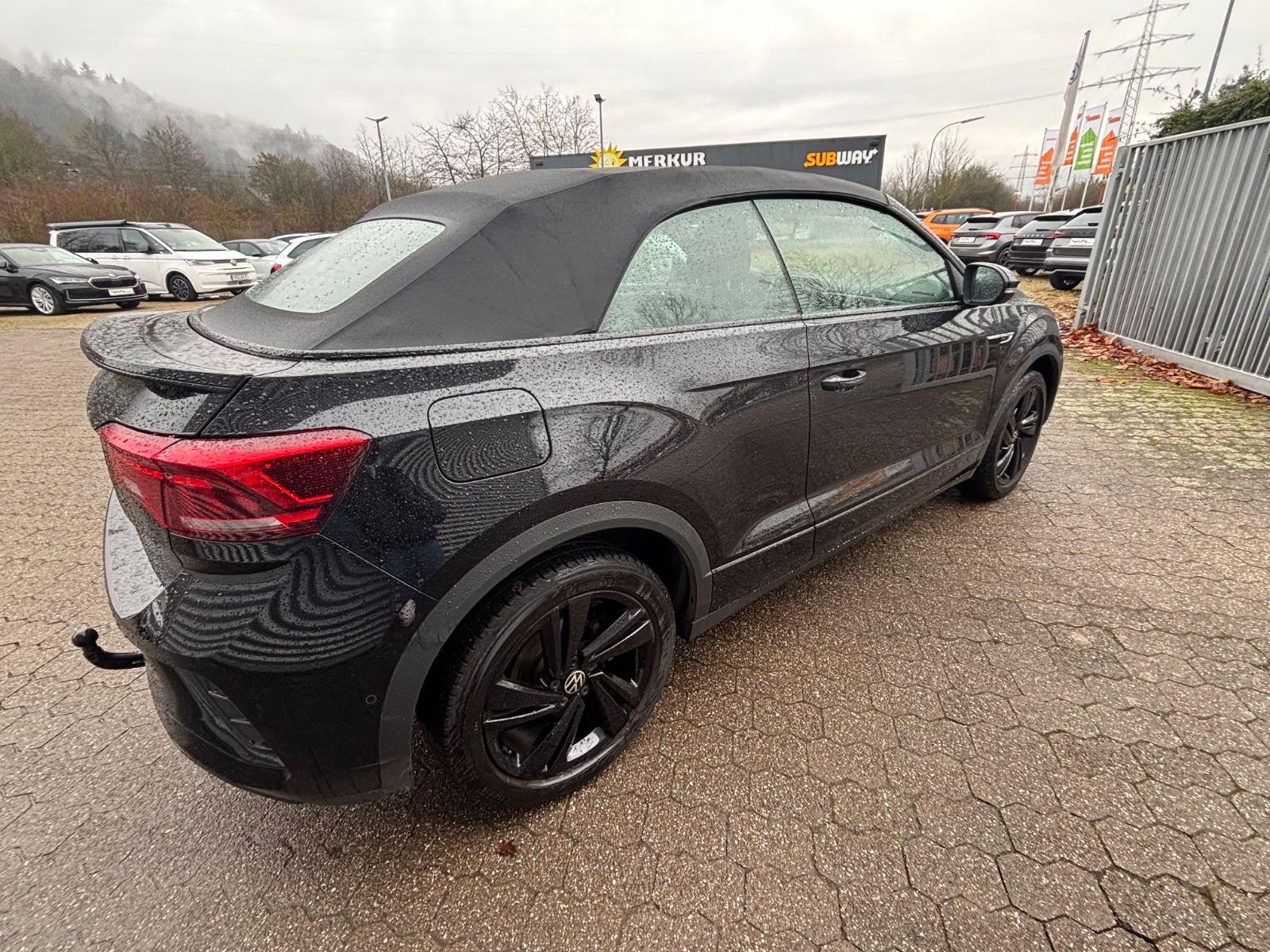 Fahrzeugabbildung Volkswagen T-Roc Cabriolet R-Line