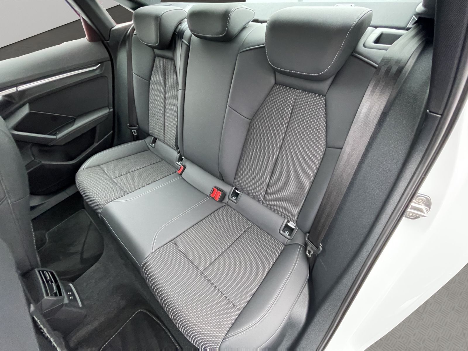 Audi S3 - Bild 16