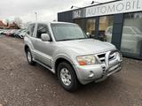 Mitsubishi Pajero 3,2 DI-D Avance*AHK*8-Fachbereift*2.HD* - Mitsubishi Pajero: 2.8