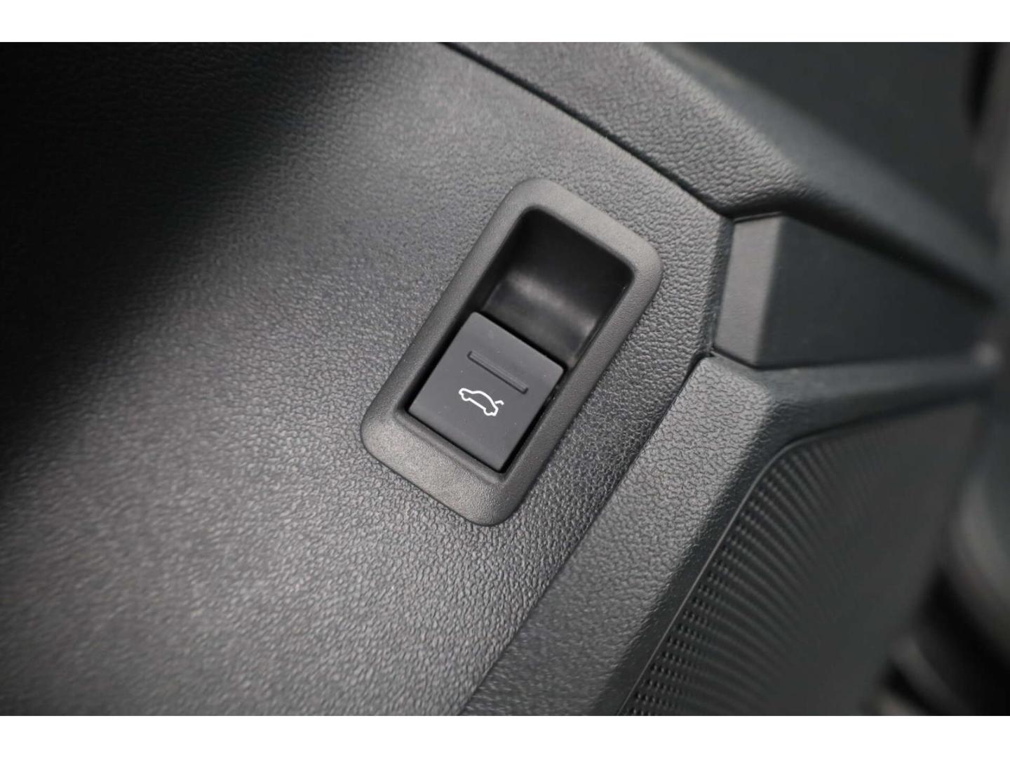 Audi A3 Sportback 35 TDI S line S-Tronic NAV/RFK/ACC, миниатюра 21