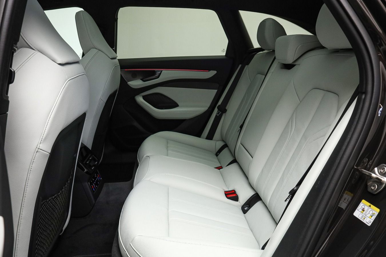 Audi A6 - Bild 9