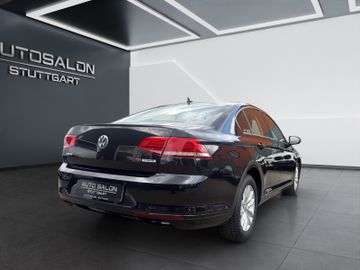 Volkswagen Passat - 8