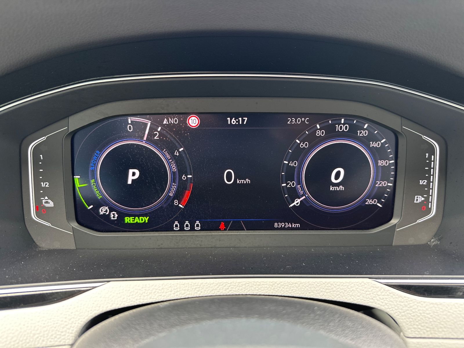 Fahrzeugabbildung Volkswagen Passat Variant GTE NAV+IQLIGHT+AHK+PANO+KAM+360°