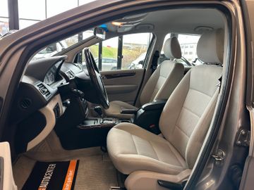 MYAUTOCENTER – Gebraucht- und Jahreswagen mit Werkstattservice in Pfaffenhofen Mercedes-Benz A 150 *Klima*Elegance*Automatik*TÜV*