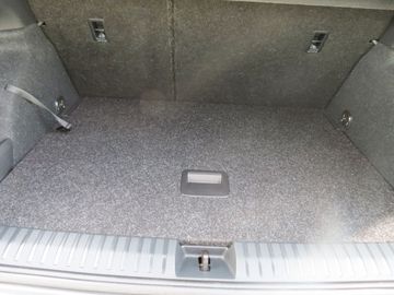 Fotografie 14 des Skoda KAMIQ 1.0l TSI 81kW TOUR Navi Sitzheizung Garant