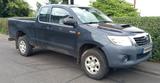 Toyota Hilux mit 82800 km, HU/AU bis Aug 2027 - Toyota Hilux mit Diesel-Antrieb