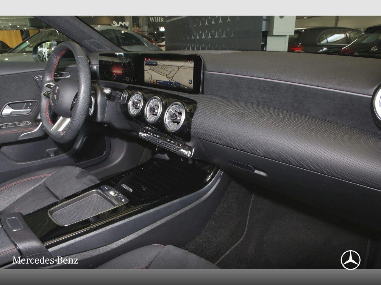 Mercedes-Benz A 250 e Limo AMG Prem+/NIGHT/PANO/ADVSOUN/AC11kW