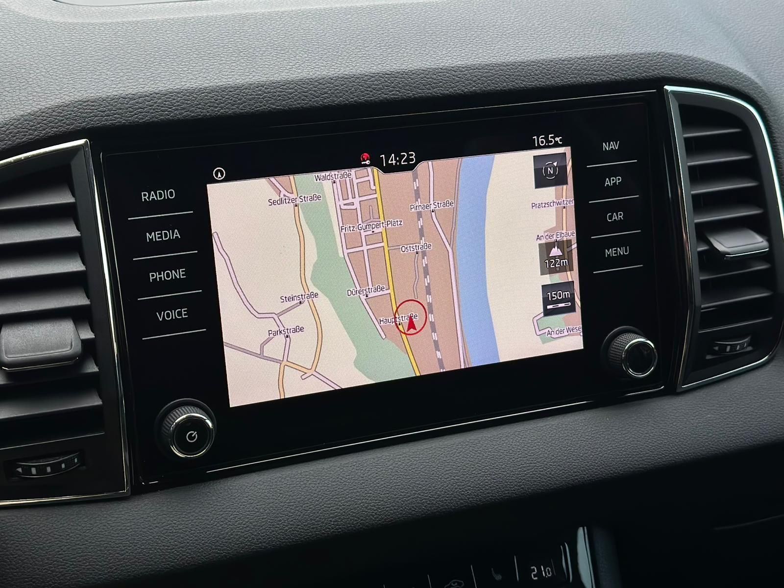 SKODA Karoq 1.0TSI STYLE* SHZ#NAVI#TEMPO#PDC#KEYLESS - Image 12