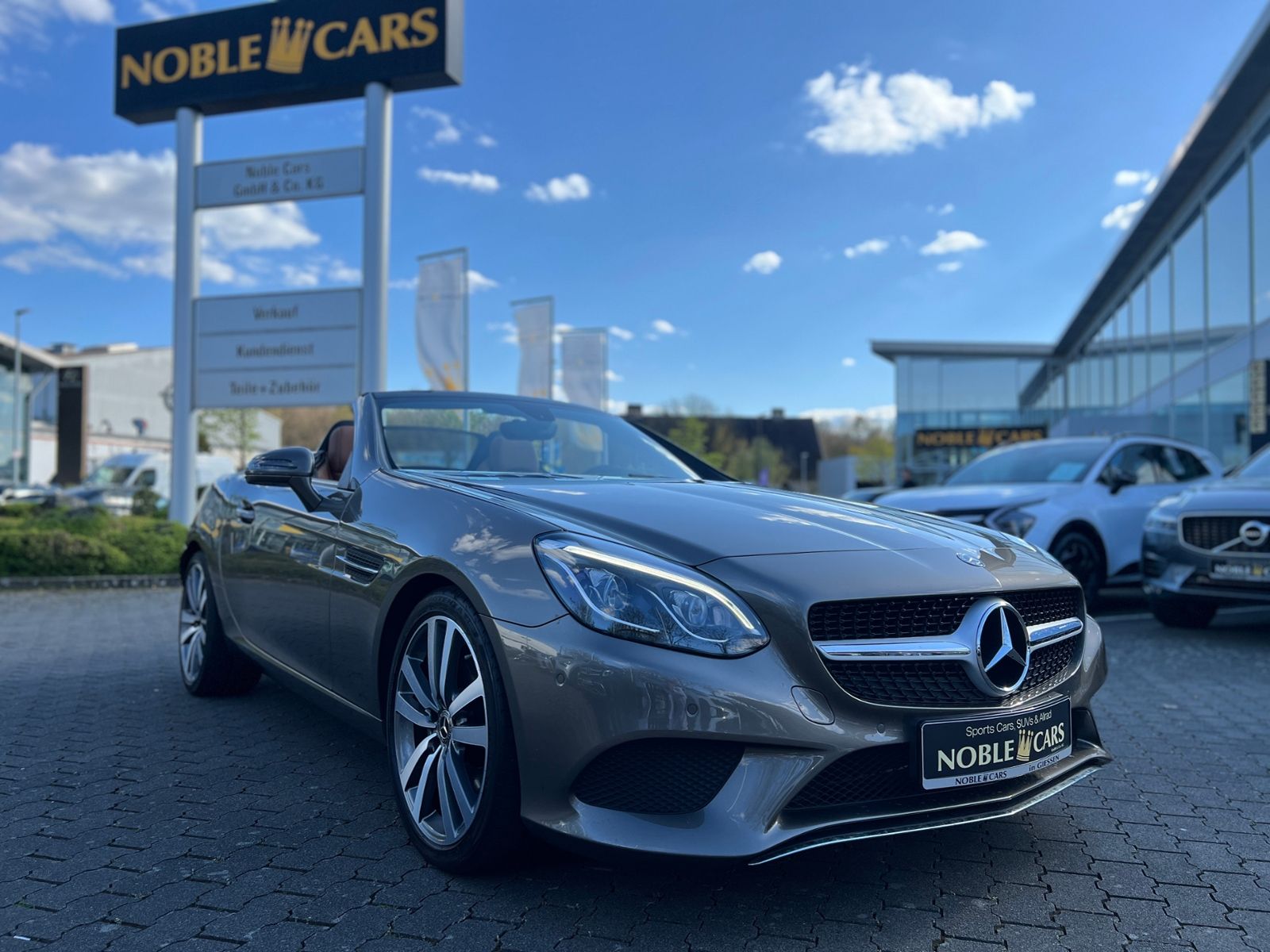 Fahrzeugabbildung Mercedes-Benz SLC 200 LED LEDER NAV SHZ PDC 18"