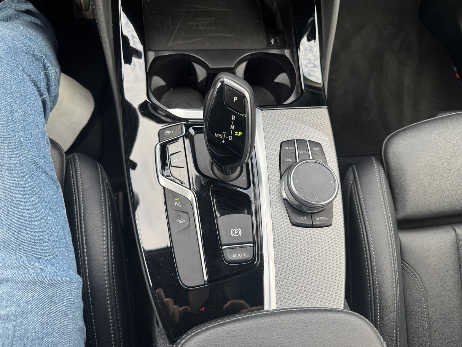 Fahrzeugabbildung BMW X4 M40 Leder+HUD+LED+HarmanKardon+Spur+Toterwink