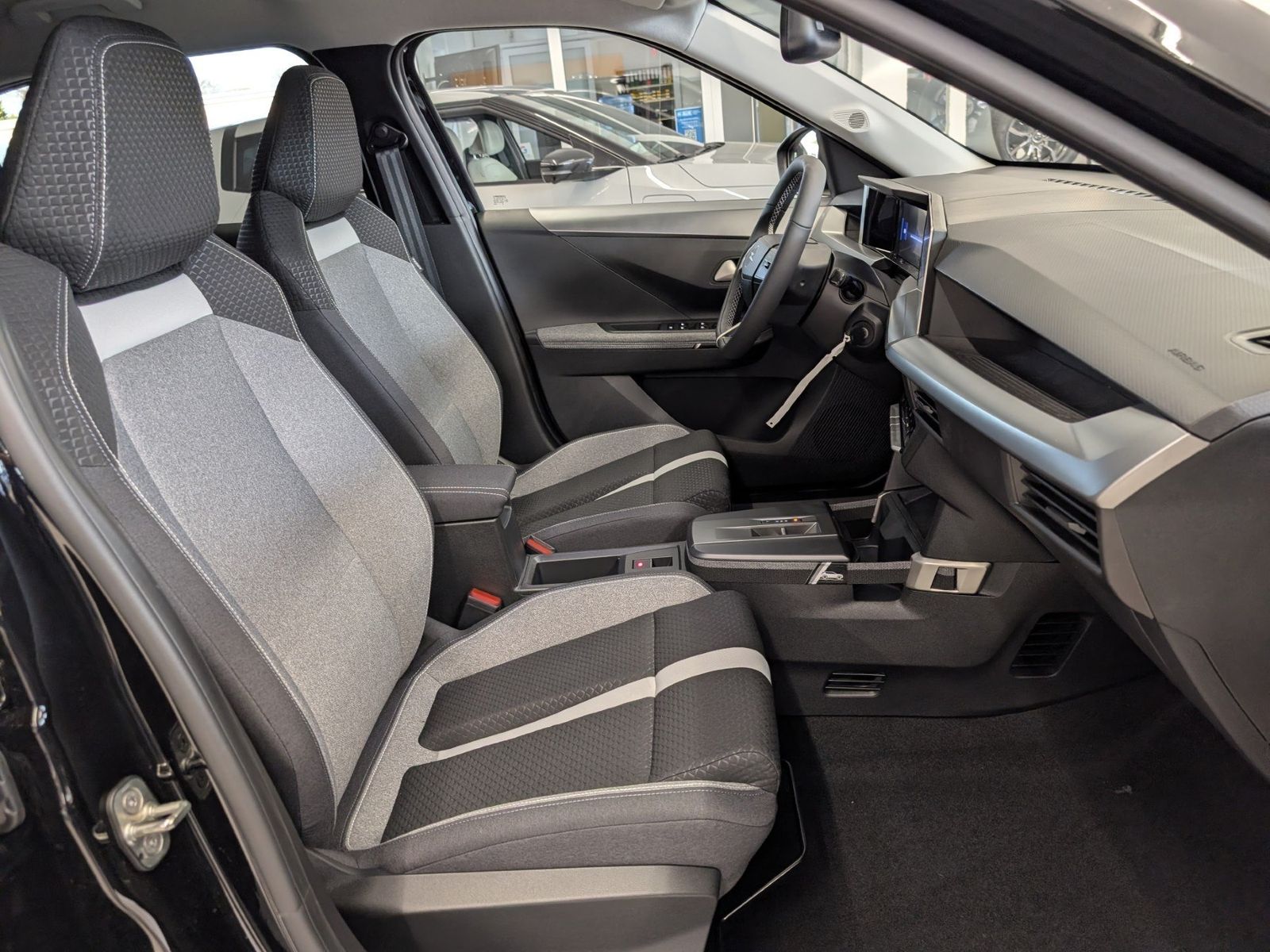 OPEL Frontera 1.2 GS Hybrid eDCT Kamera Navi – Bild 12