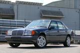 Mercedes-Benz 300 E 4matic Leder beige-Klimaanlage - Mercedes-Benz 300: 300e 4matic
