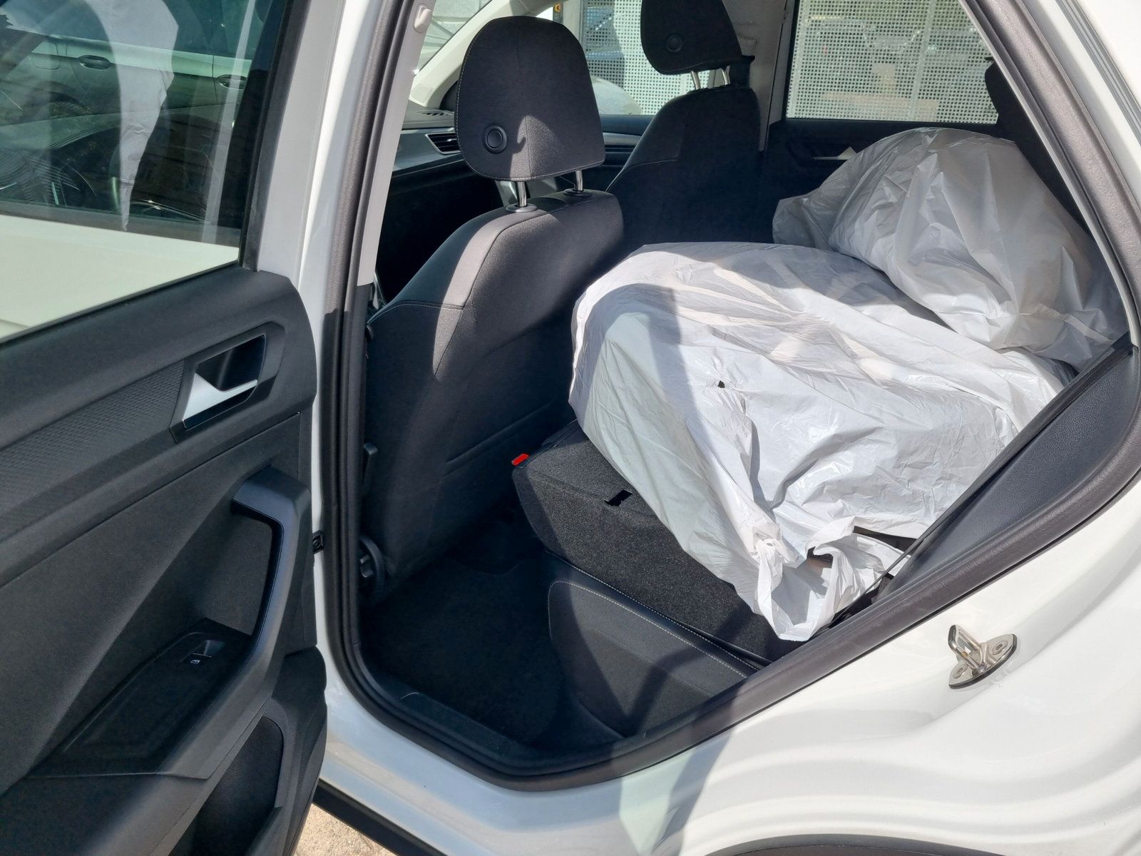 Volkswagen T-Roc - Bild 14
