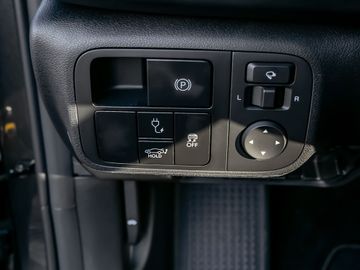 Hyundai Ioniq 6 Uniq Elektro 4WD Digitales Cockpit Navi
