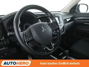 Mitsubishi Outlander - 11