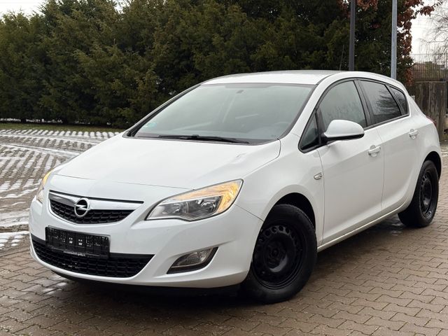 Opel Astra J Lim. 5-trg. 1.7 CDTI Design Edition