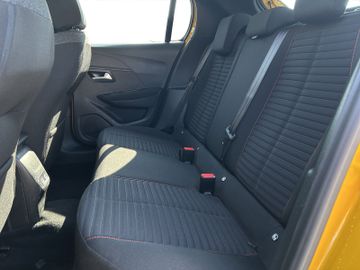 Peugeot 208 e- Elektromotor 136 e- Active Pack LED+Navi