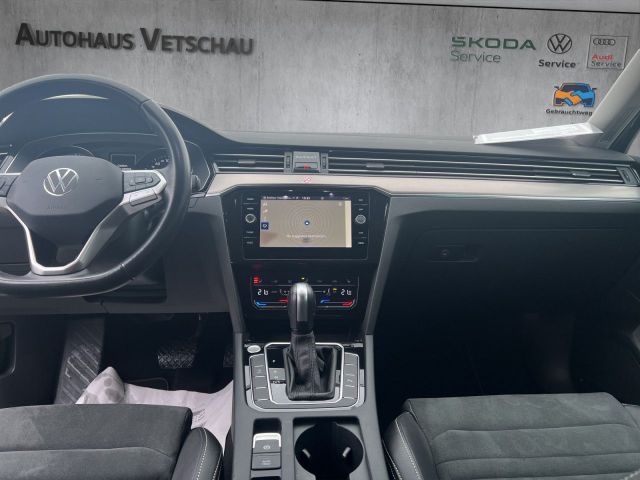 Passat Variant 2.0 TDI Elegance Bluetooth Navi
