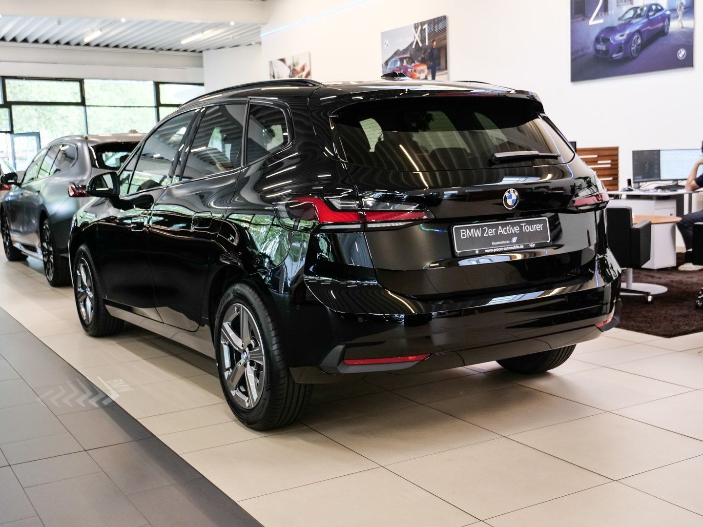 BMW 218 Active Tourer - Bild 2