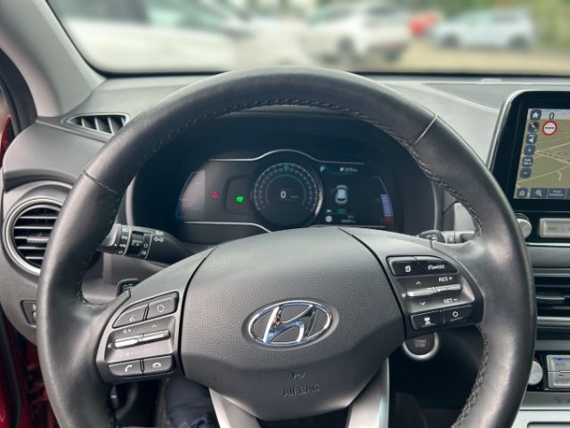 Fahrzeugabbildung Hyundai KONA Premium Elektro 2WD HUD Navi Soundsystem LE