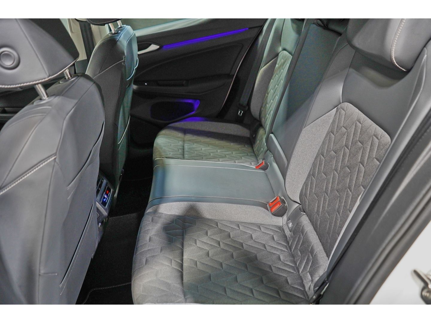 Volkswagen Golf - Bild 11