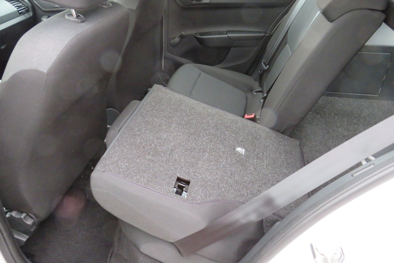 Fahrzeugabbildung SKODA Fabia Combi KLIMA SITZHEIZUNG PDC ALU 1.HAND