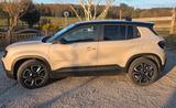 Jeep Avenger 1.2 DCT6 e-Hybrid Summit Summit - Jeep Avenger mit Panoramadach