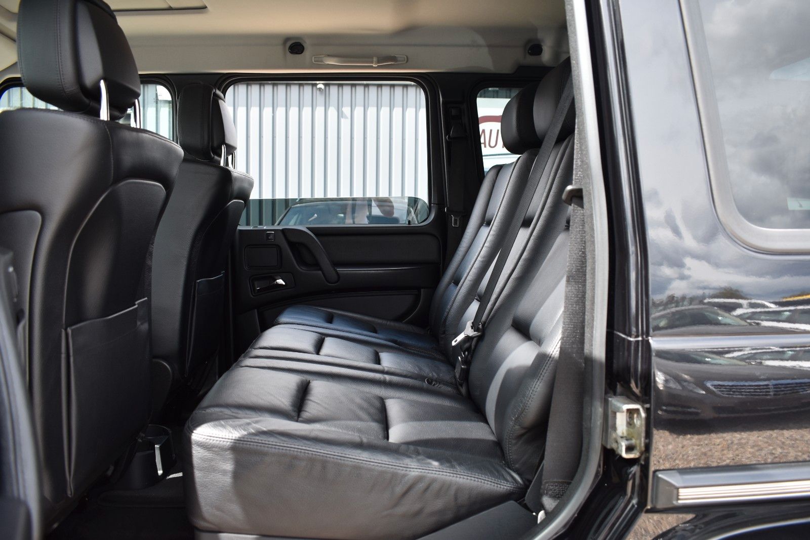 Fahrzeugabbildung Mercedes-Benz G 500 V8 1.HAND/AHK/SD/LEDER/KAMERA/TOTWINKEL