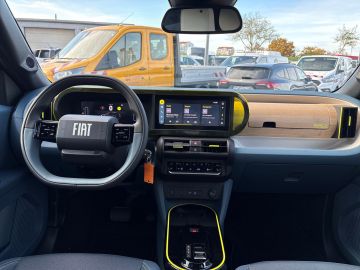 Bild 11 Fiat Grande Panda 1.2 Mild Hybrid La Prima Navi Digi