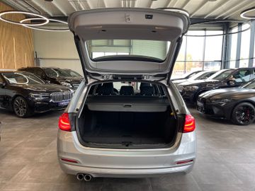 BMW 320d xDrive Touring Aut.*LED*NAVI*SHZ*PDC*ALLRAD