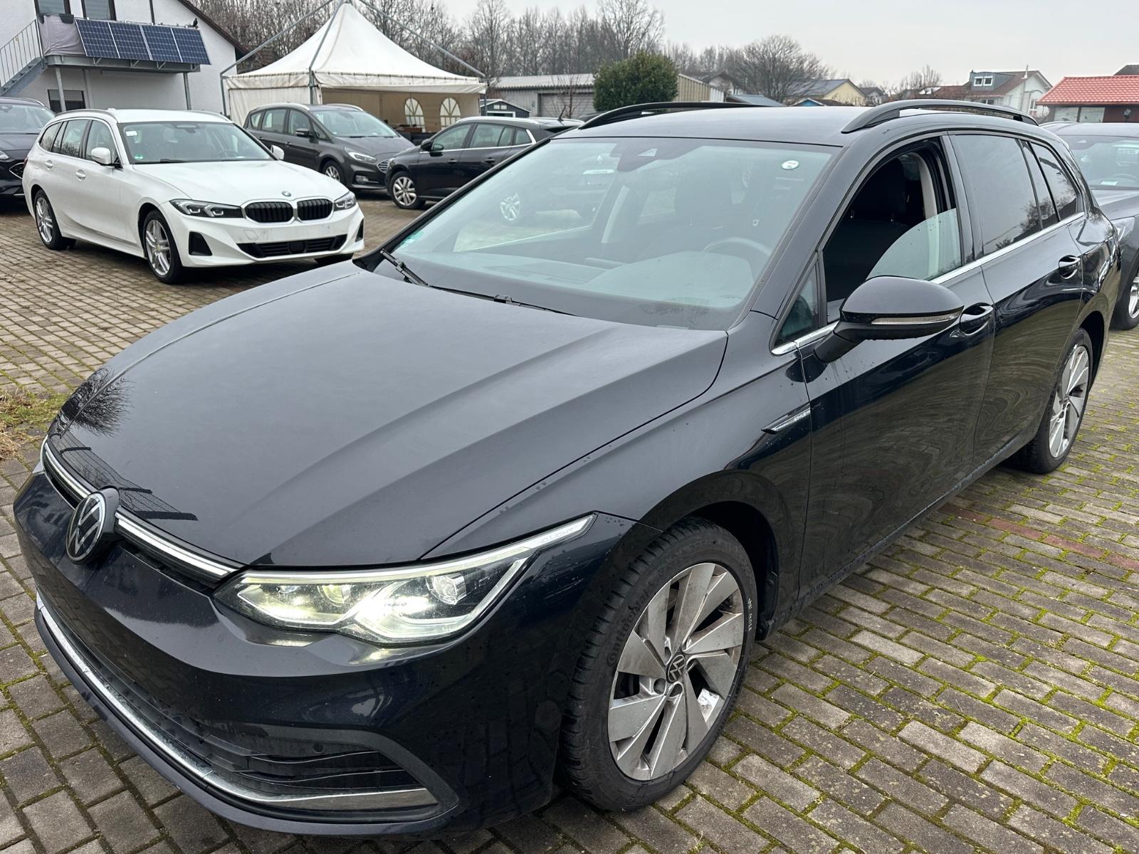 Volkswagen Golf VIII Var Style/Matrix LED IQ/KAM/13400 Nett