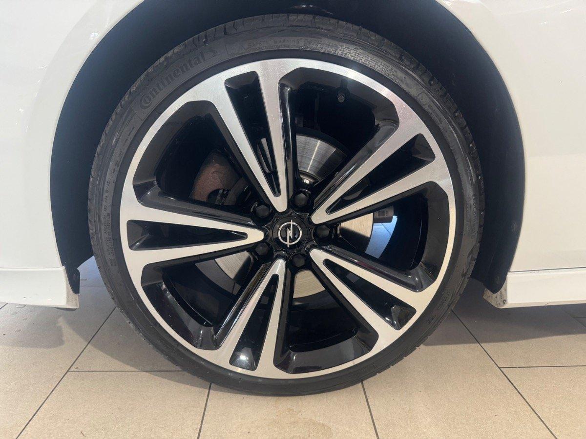 Opel Insignia B Grand Sport 2.0 CDTI Ultimate ACC+LM
