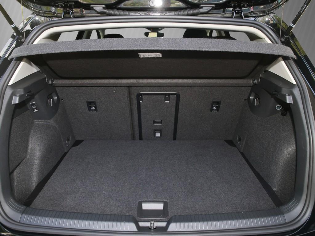 Volkswagen Golf 1.5 eTSI DSG Goal "1,49%" AHK, RFK, IQ.Ligh, миниатюра 6