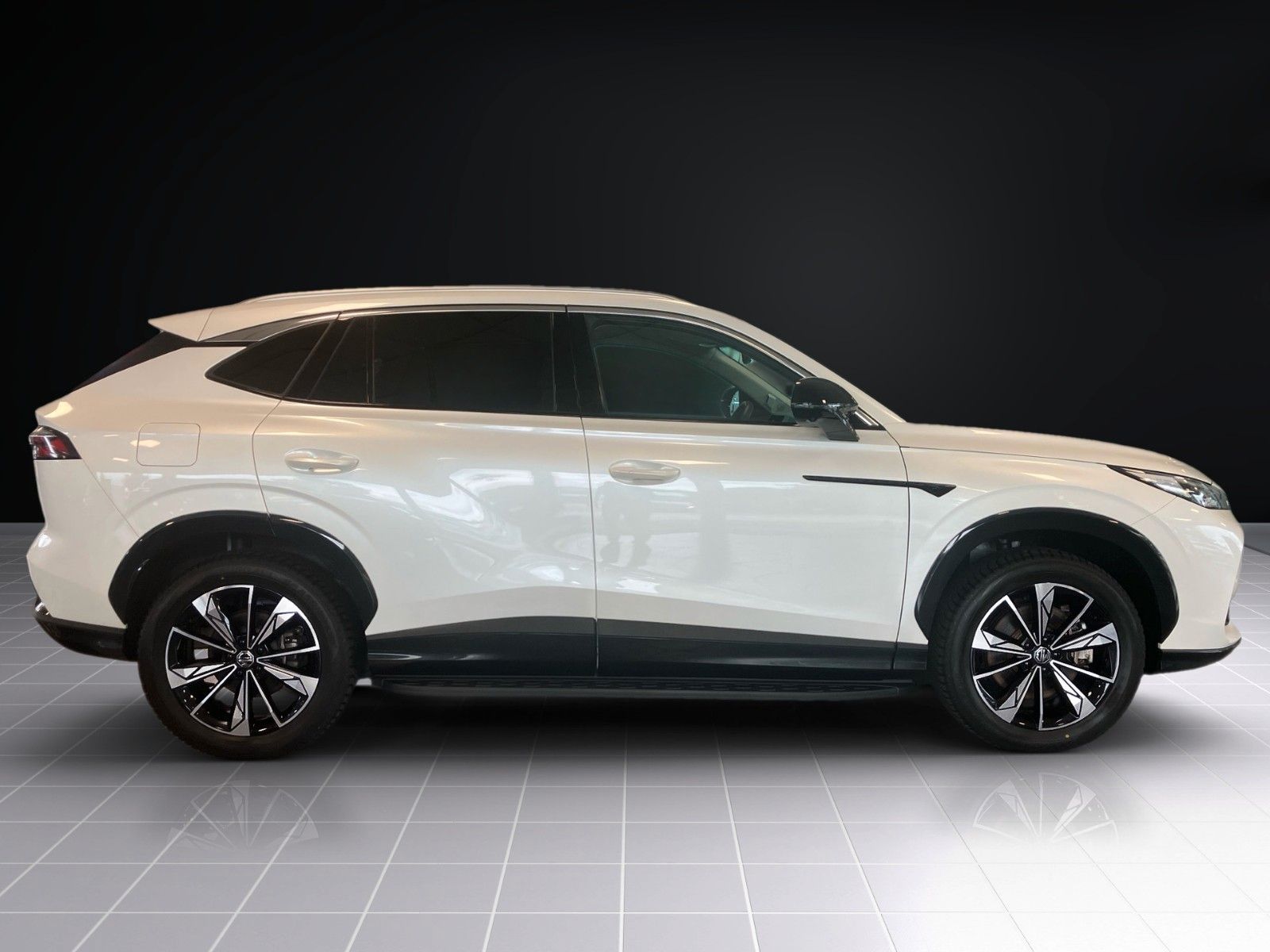 MG HS - Bild 2