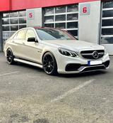 Mercedes-Benz E 63  S AMG  4MATIC  *STERNENHIMMEL* KERAMIK  - gebrauchte Mercedes-Benz E 63 AMG aus dem Jahr 2014