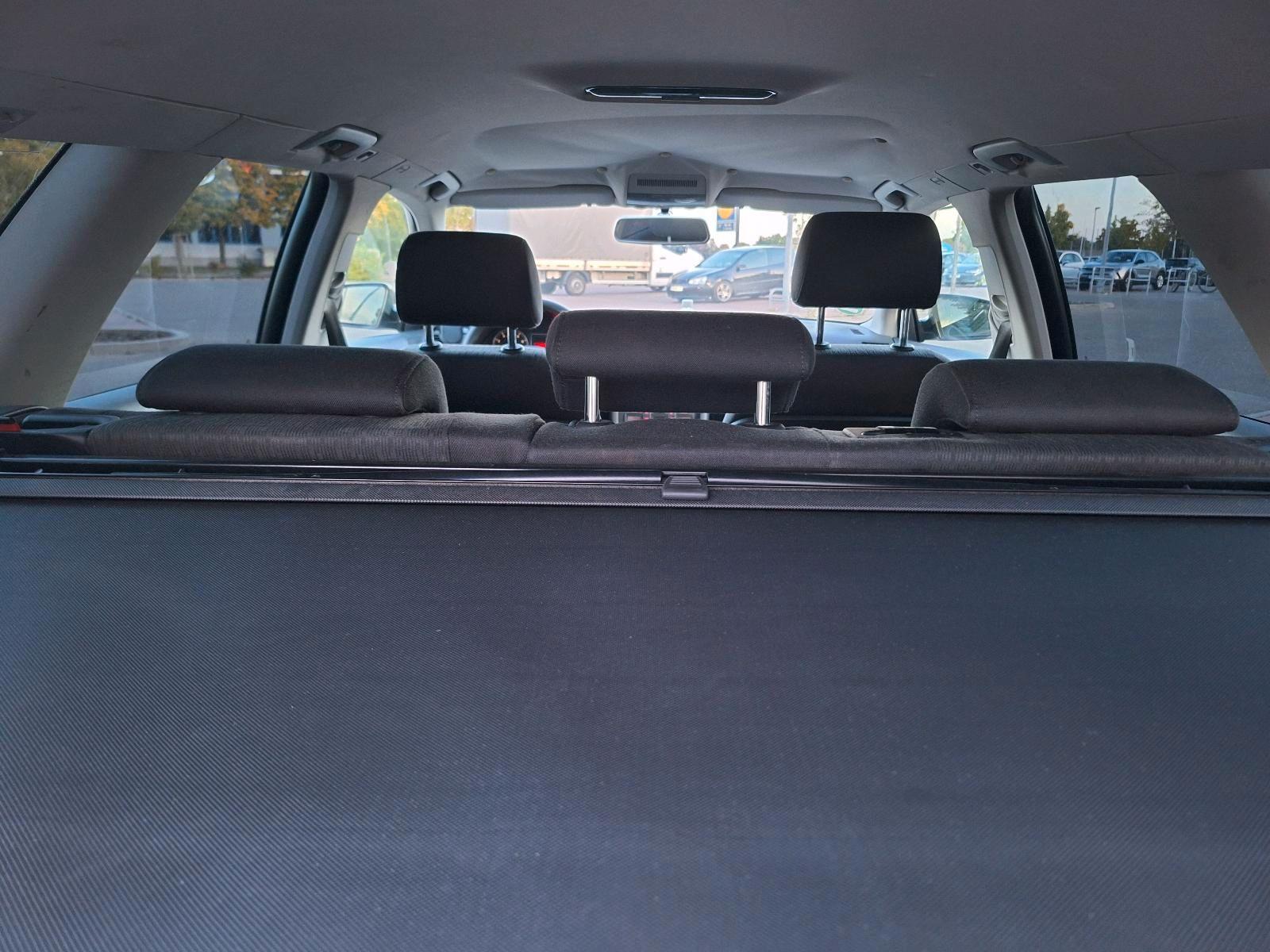 Audi A4 2005 — photo 14