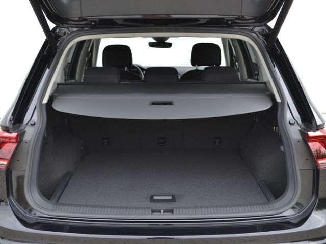 Tiguan Allspace 2.0 TDI 240 PS 4M DSG R-Line/HL/