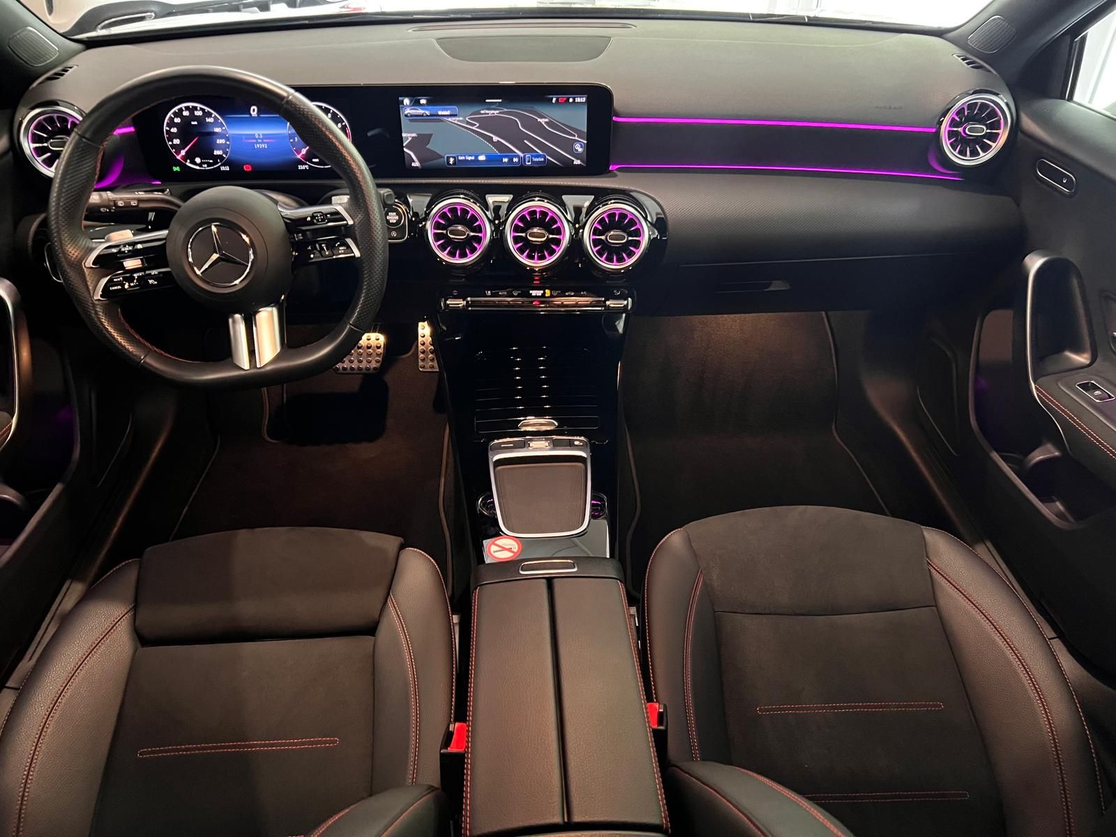 Fahrzeugabbildung Mercedes-Benz A 180 AMG Advanced Plus *MBUX*Ambiente.*Winterpa