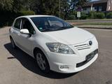 Toyota Auris Travel **NAVI KAMERA 2.HAND** - Toyota Auris Gebrauchtwagen in Stuttgart