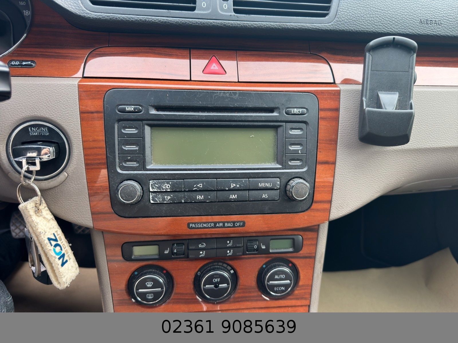 Fahrzeugabbildung Volkswagen Passat Lim. Comfortline;Klimaaut./2xParktronik/
