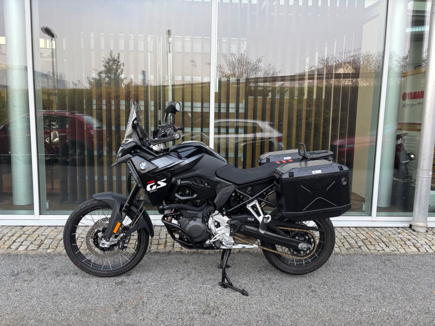 Fahrzeugabbildung BMW F 900 GS mit Kofferset