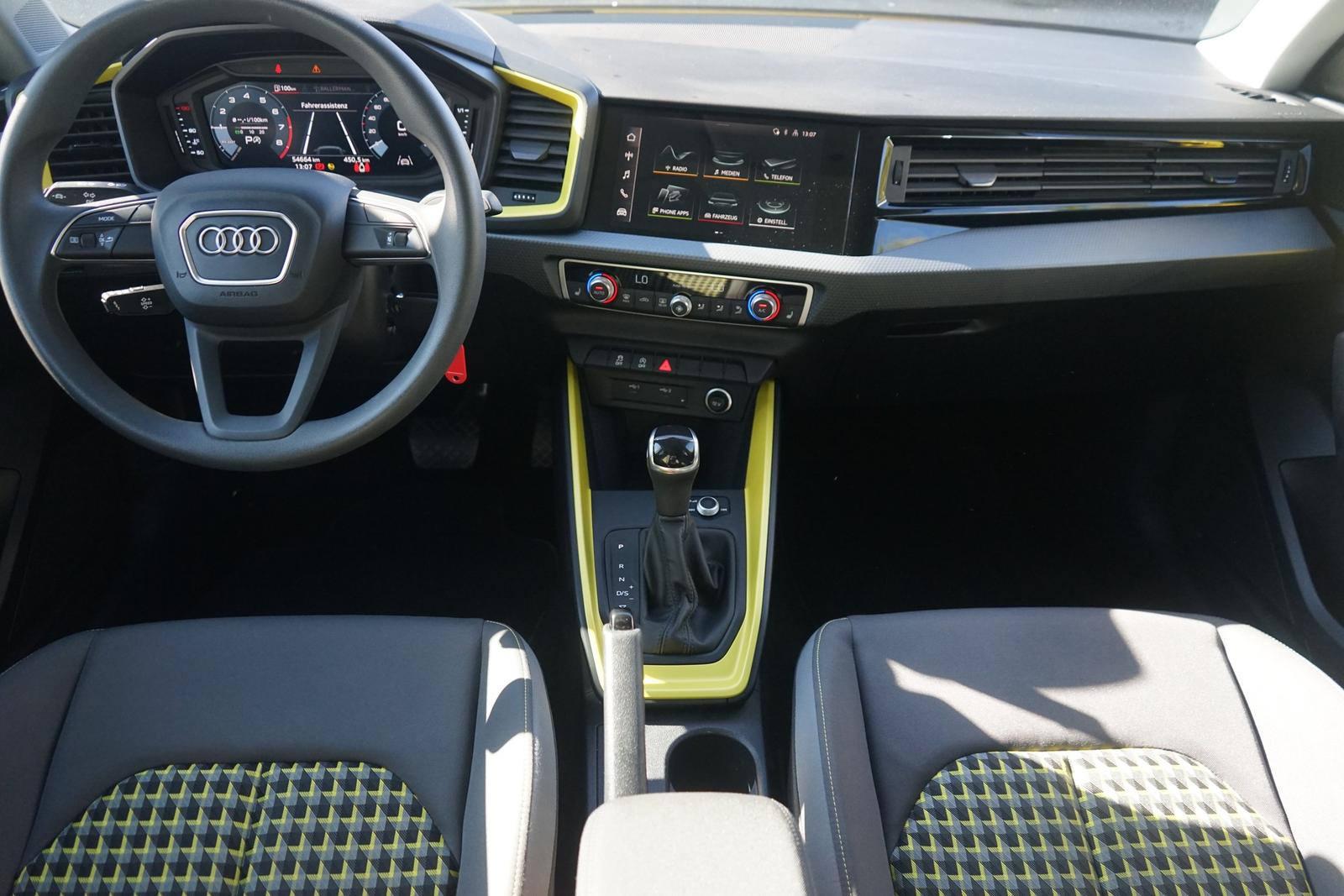 Audi A1 Sportback 30 TFSI S-Line Android Apple PDC, миниатюра 7