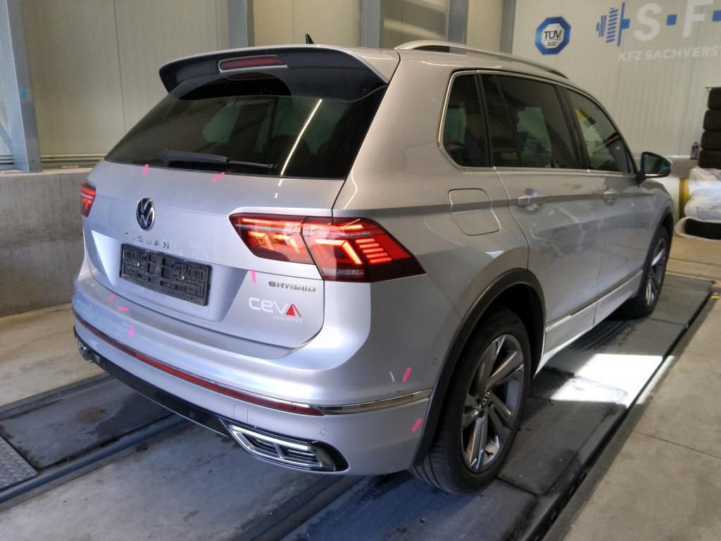 Volkswagen Tiguan R-Line eHybrid 1.4 TSI MATRIX/AHK/ACC imagem 3