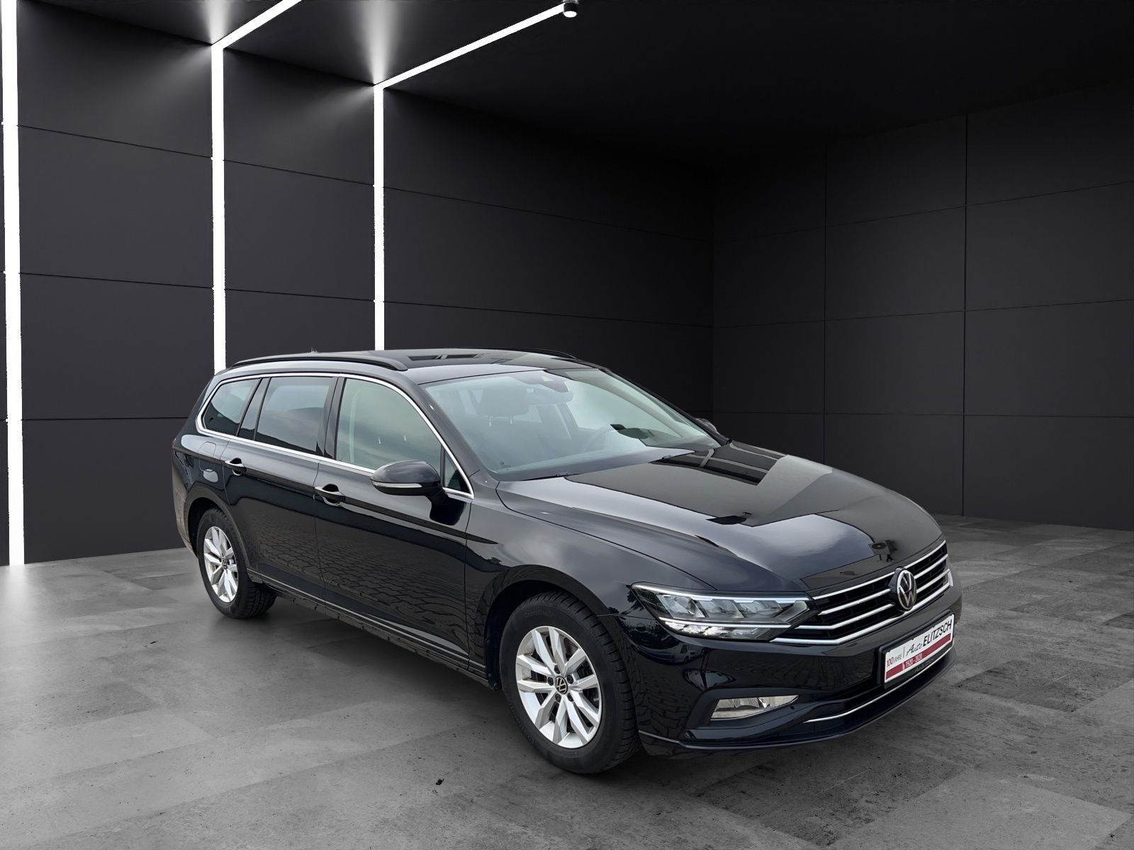Fahrzeugabbildung Volkswagen Passat Variant TDI DSG AHK NAVI ACC LED PDC SHZ