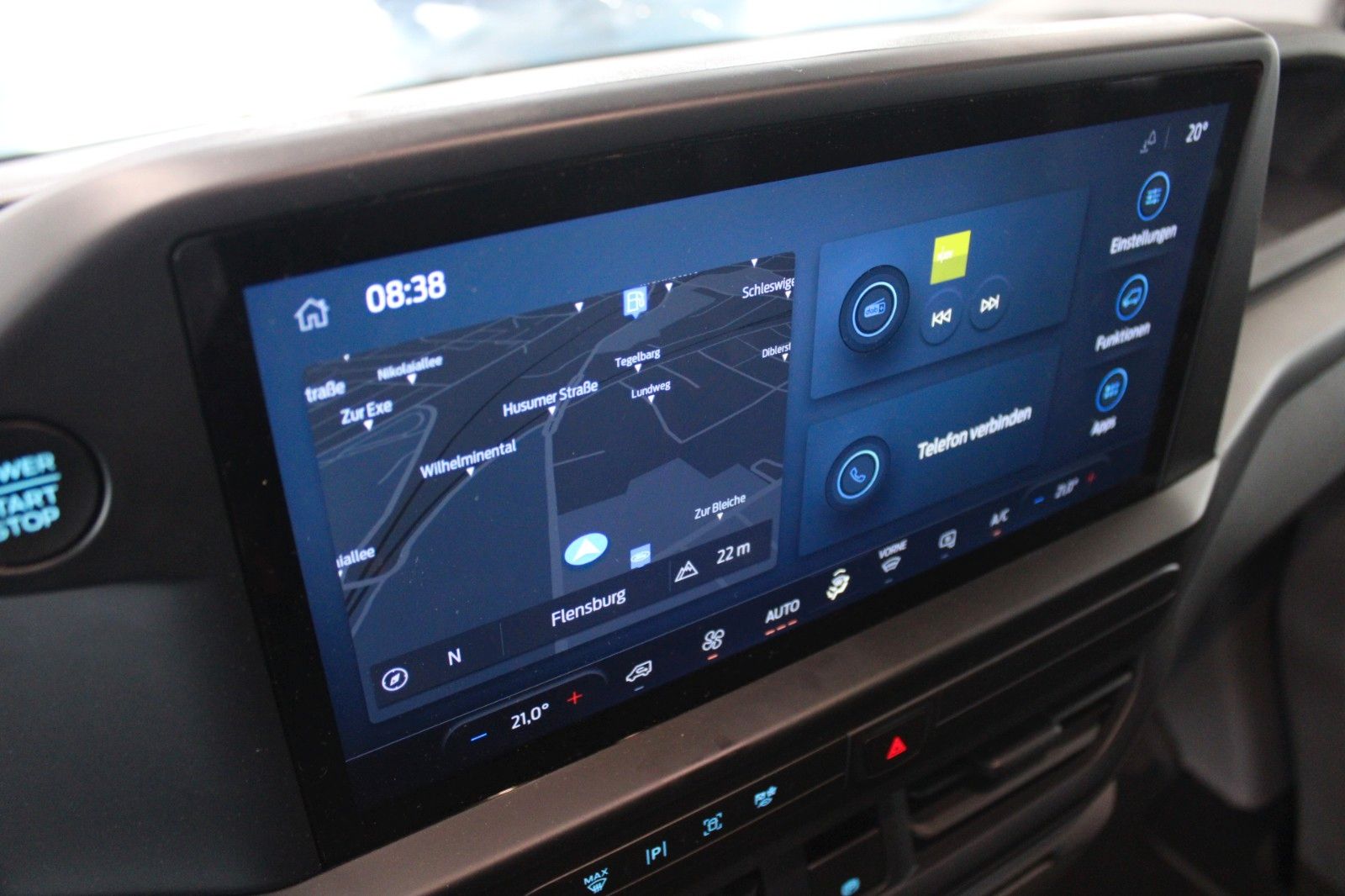 Fahrzeugabbildung Ford Transit Custom L2 TREND AHK LED TechnologiePak2