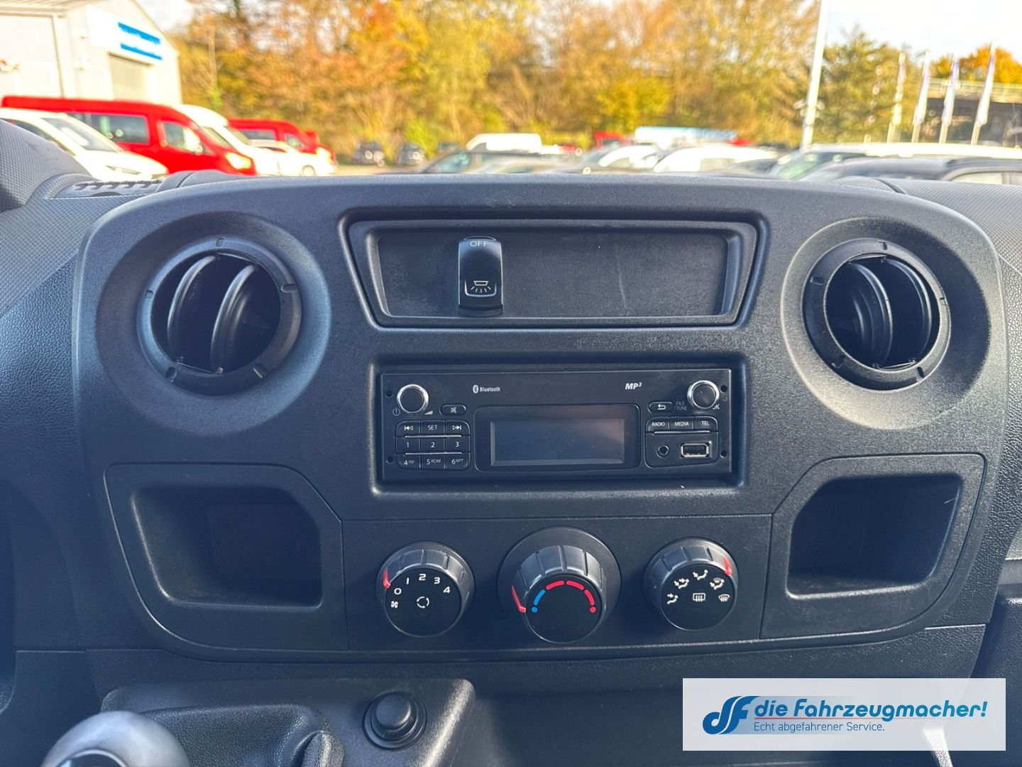 Fahrzeugabbildung Opel Movano PDC BT el.SP ABS Berganfahrass. *8078