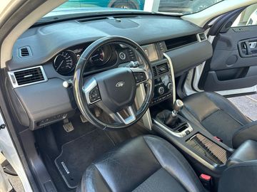 Land-Rover Discovery Sport - 12